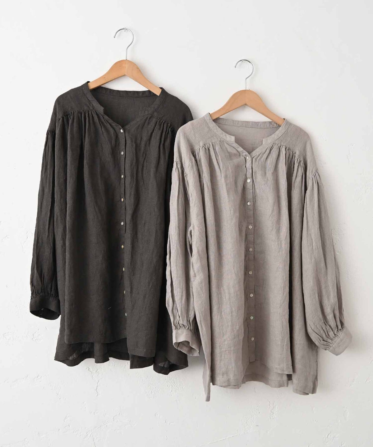  08Mab｜リネンシャンブレー前あきギャザーブラウス [[CF-226HF1368]][C]