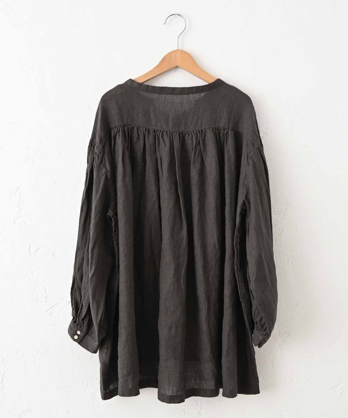  08Mab｜リネンシャンブレー前あきギャザーブラウス [[CF-226HF1368]][C]