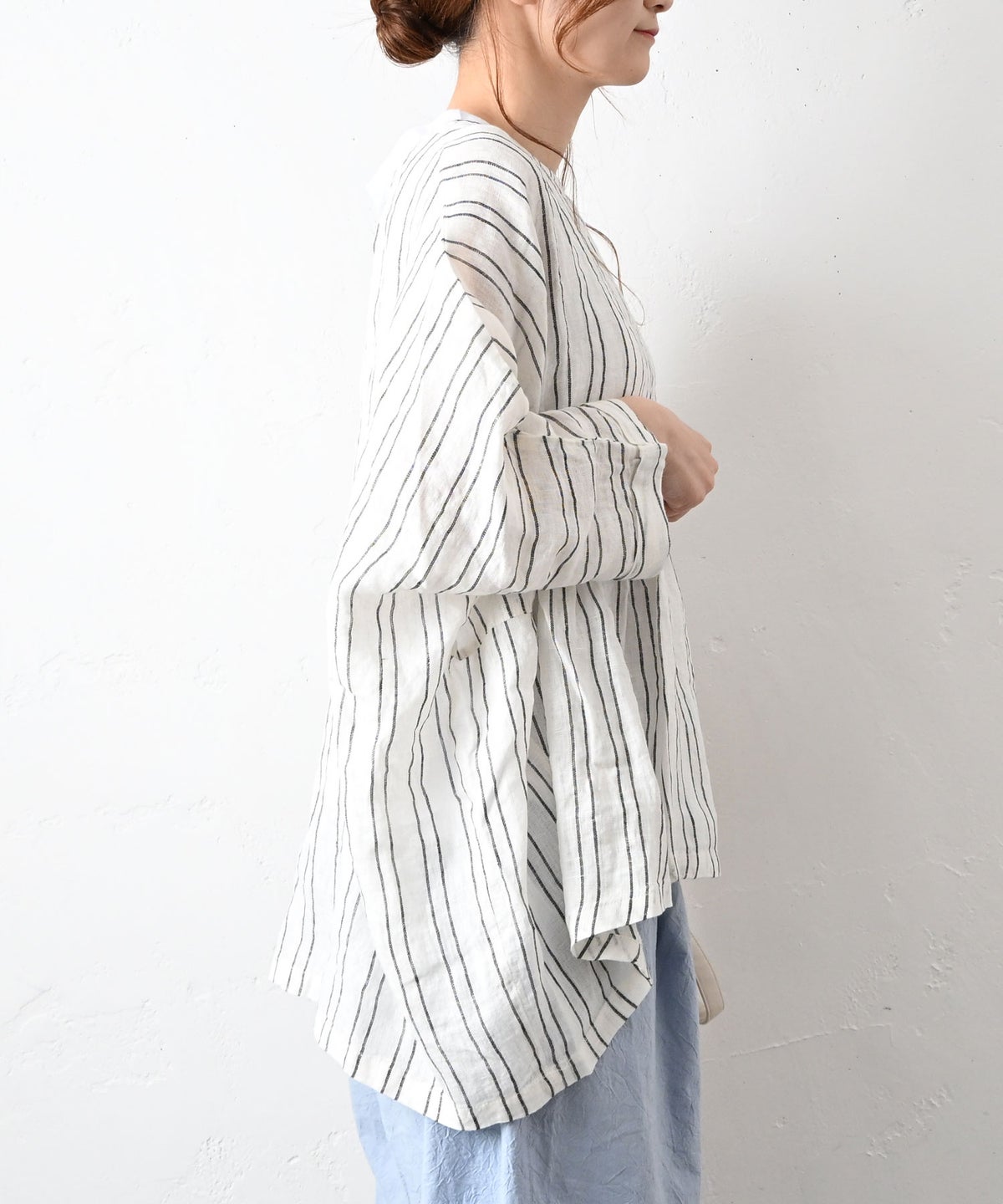 08Mab｜リネンシャンブレー前後着ギャザーブラウス [[CF-225HF1146]][C]