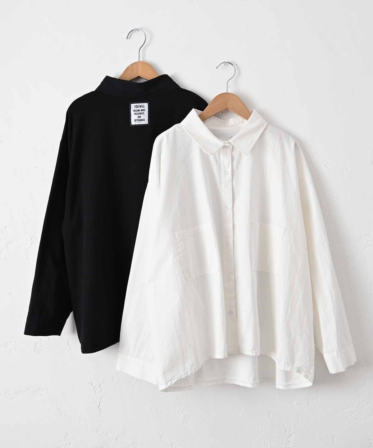 IN THE MARKET｜異素材バックワッペン付きシャツ [[C-2511]][C]