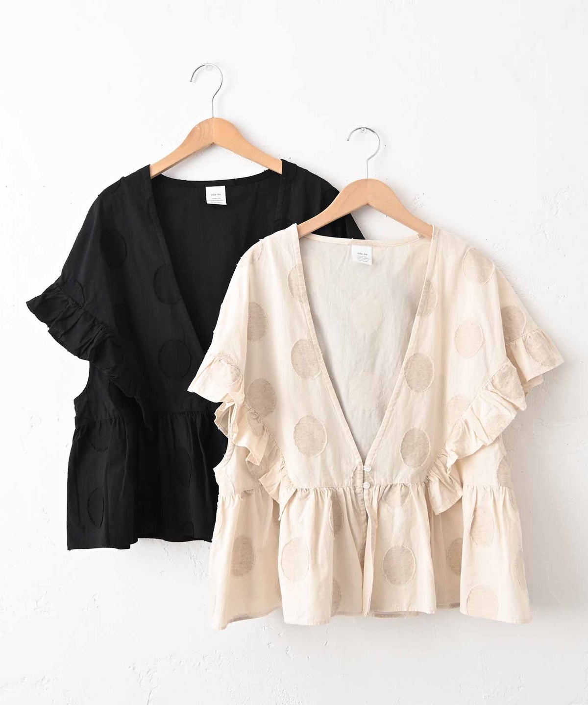 ista-ire｜ドットラッフルブラウス [[4601-6780]][C]