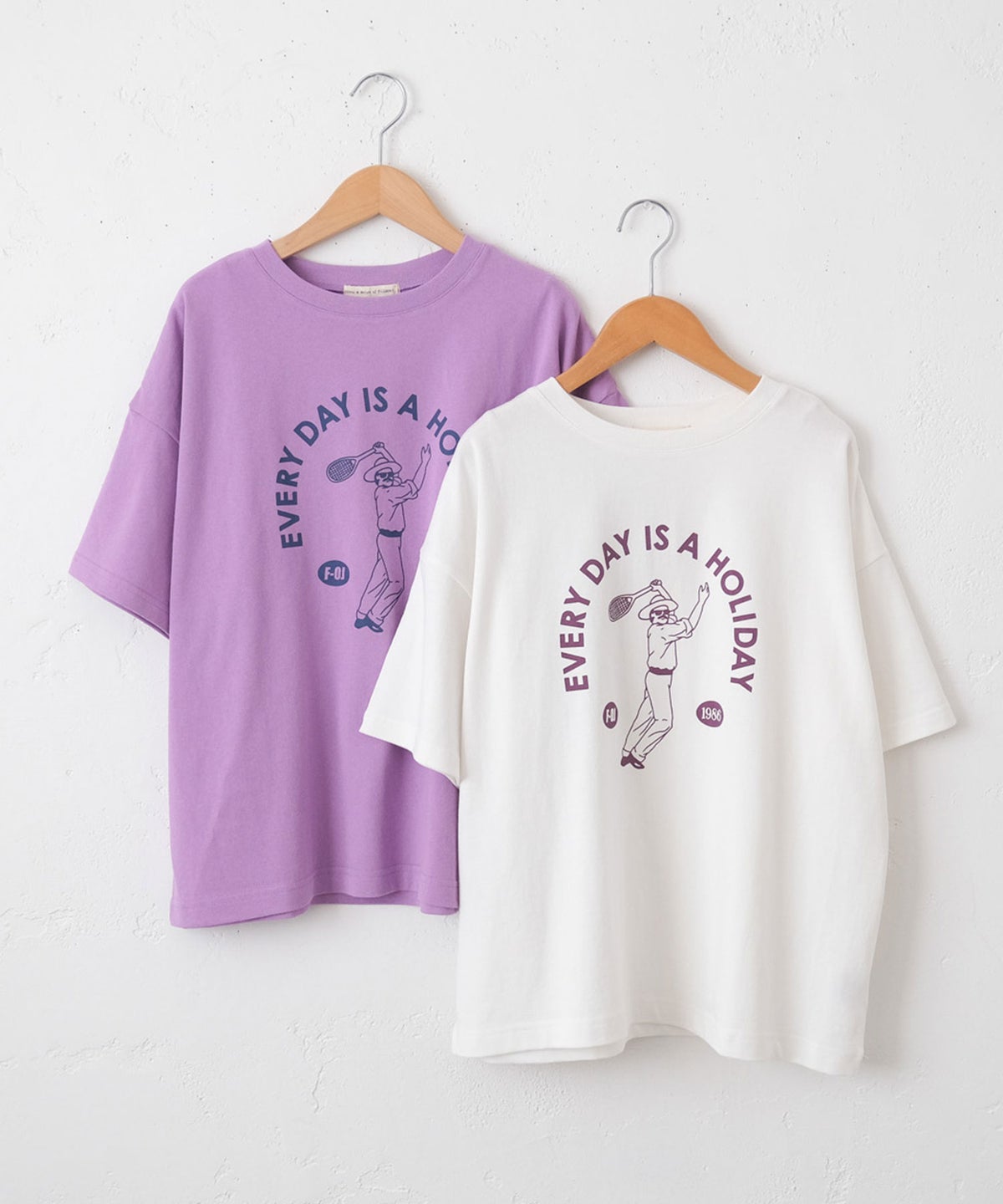 Gives a sense of fullment｜週休7日Tee(プリントロゴ) [[862310]][C]