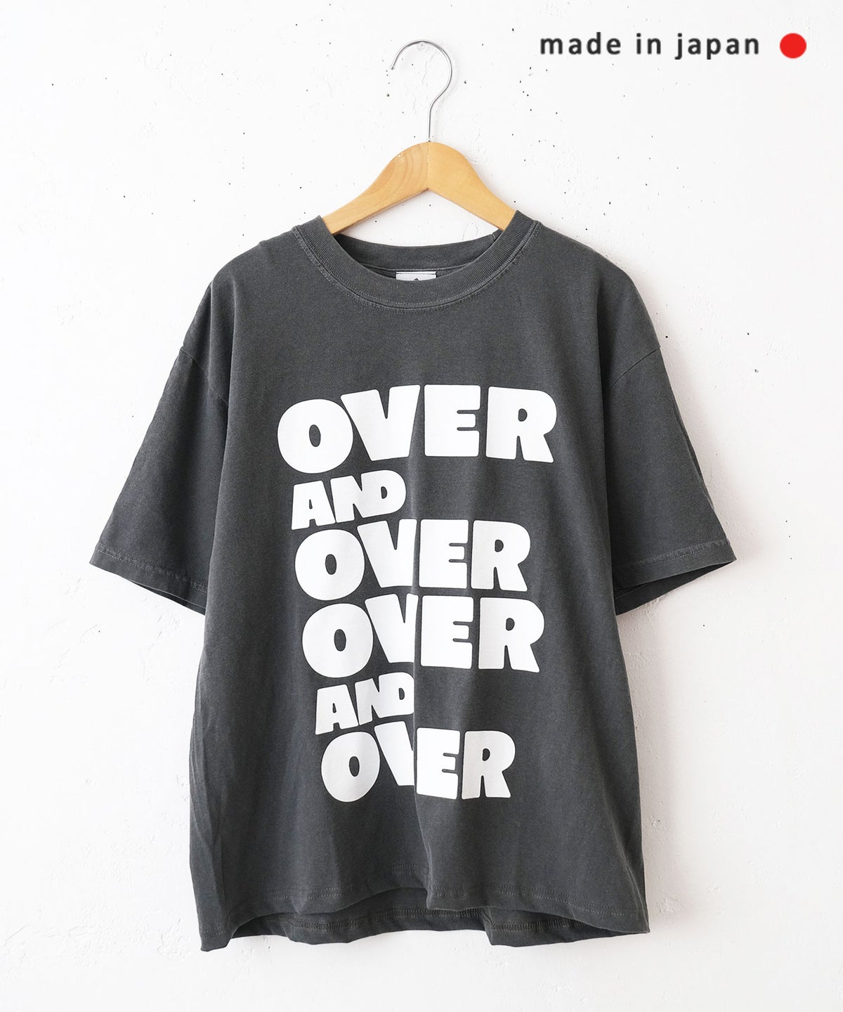 her.｜PIGMENT DYED OVER AND OVER Tee(ピグメント染めロゴTee) [[MTAH601-0407]][C]