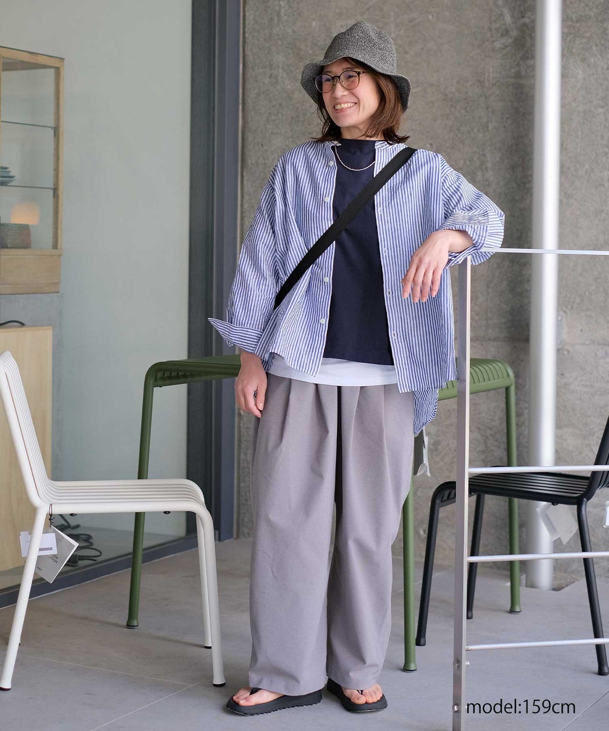 her.｜コットンリネンストライプバンドカラーシャツ [[CE3SH260405B]][C]