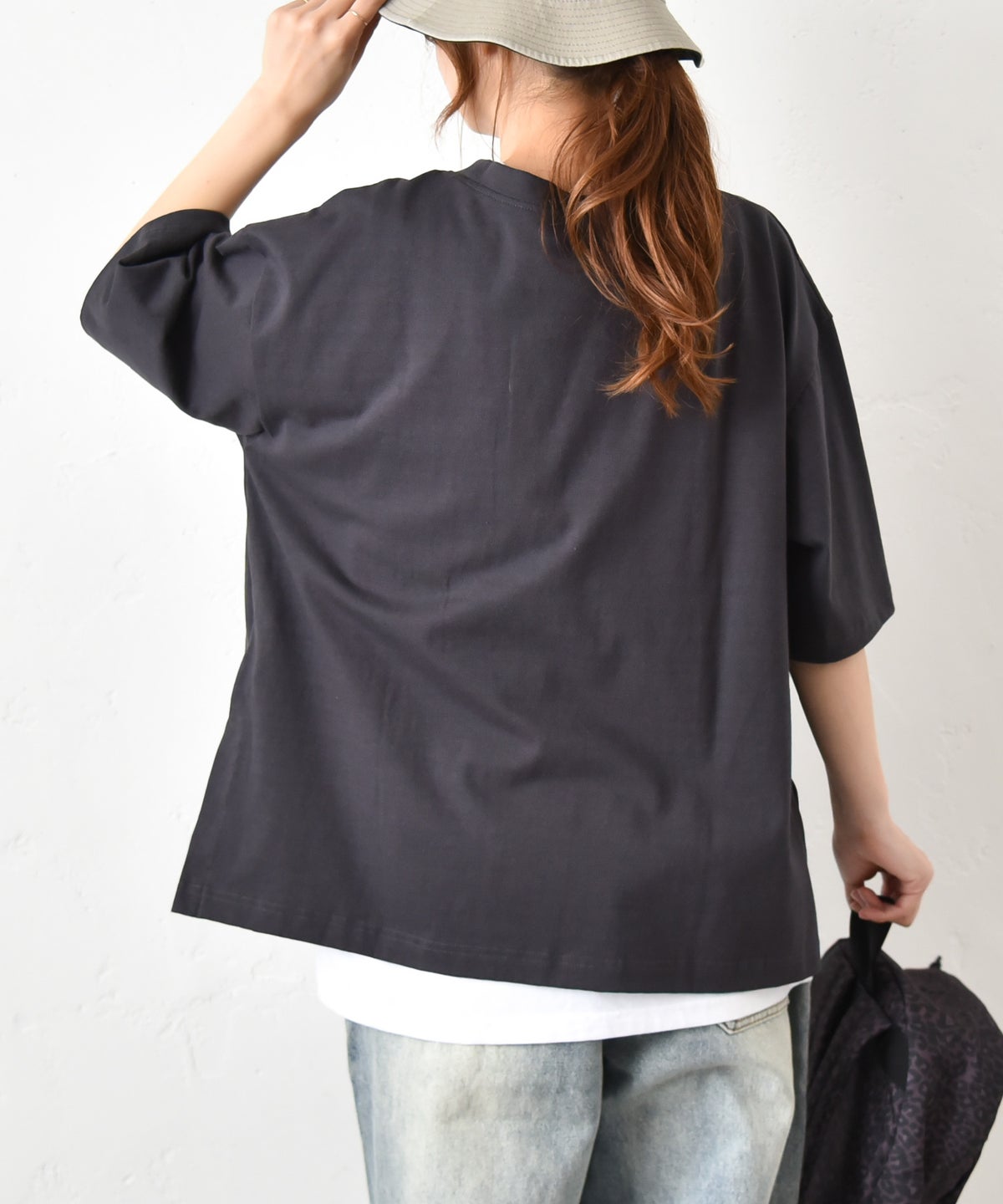 and quarter｜裾スリット入りロゴTee [[131373F]][C]