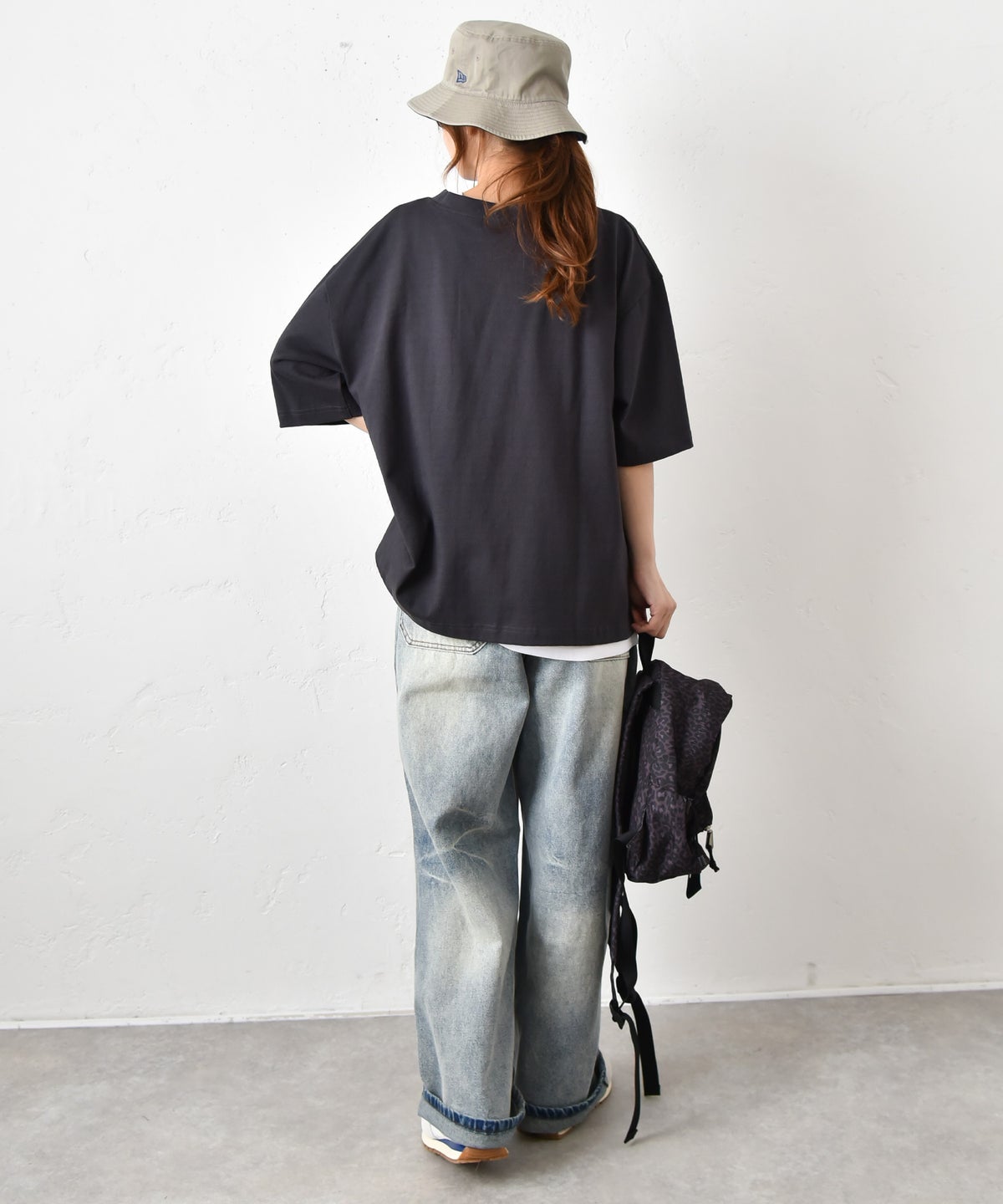 and quarter｜裾スリット入りロゴTee [[131373F]][C]