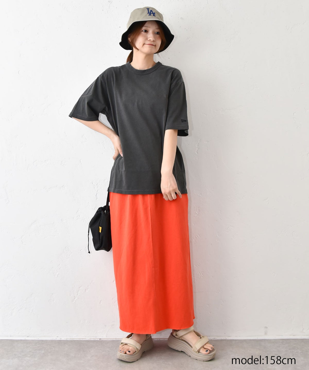 NEW ERA｜SS GARMENT DYE CT TEE TAGGING CHA(バックプリントオーバーTee) [[14856688]][C]