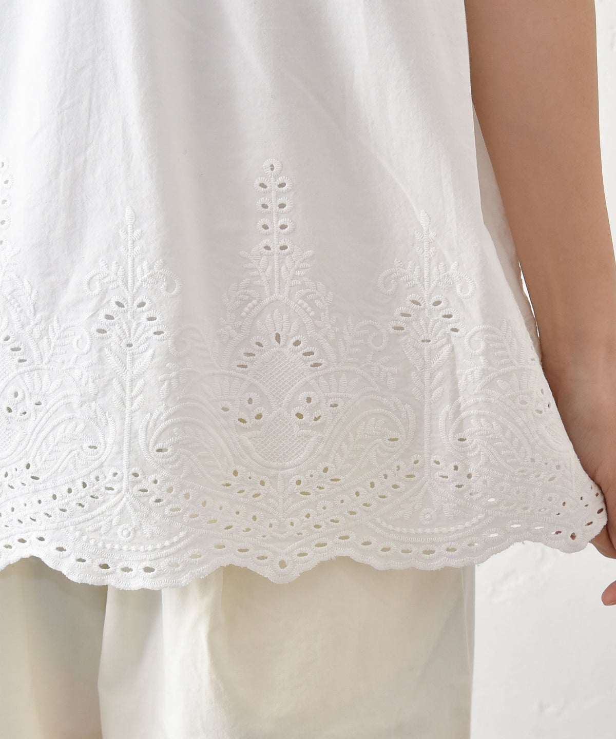HEAVENLY｜コットンヘム刺繍ノースリーブトップス [[2624072]][C]
