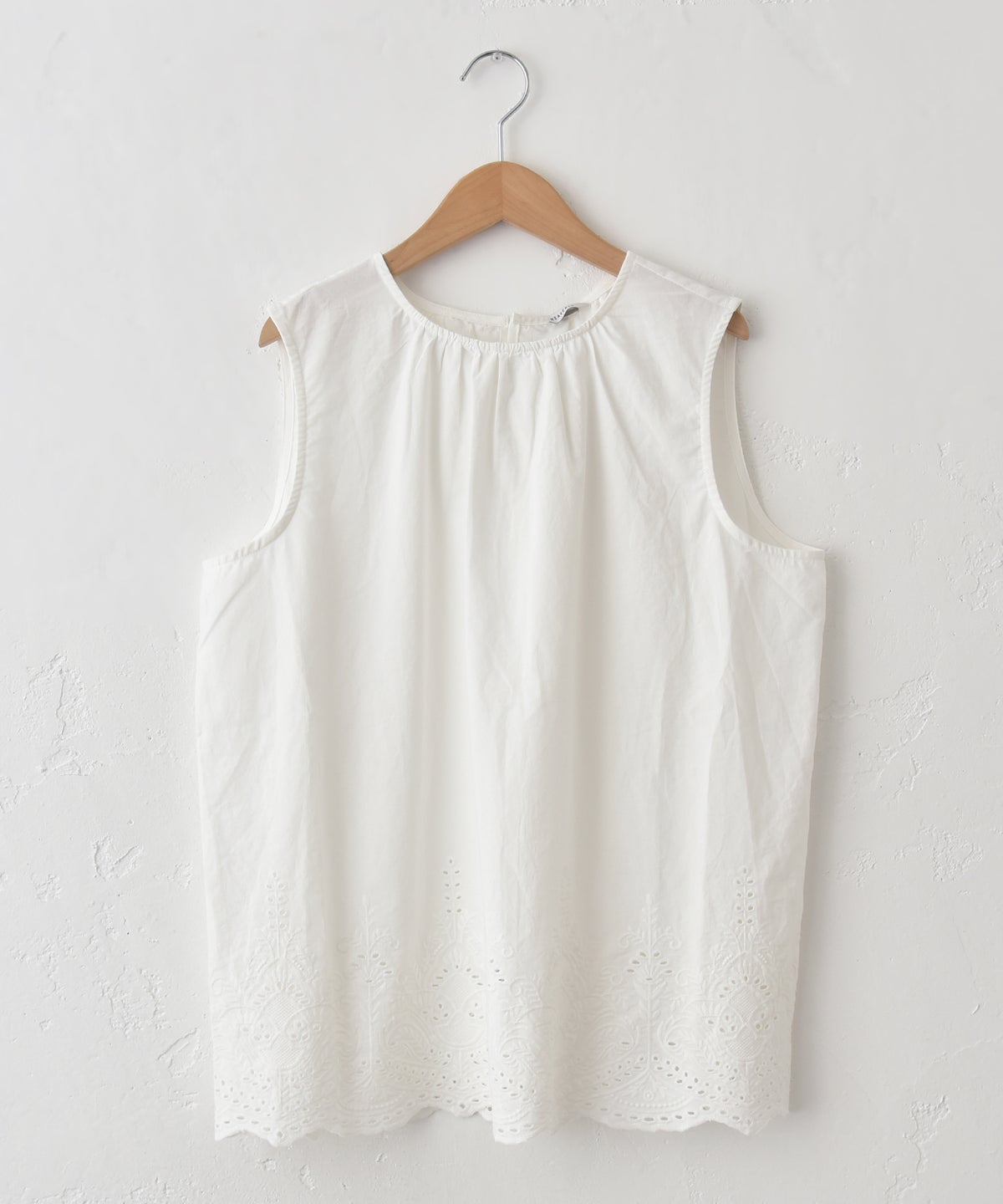 HEAVENLY｜コットンヘム刺繍ノースリーブトップス [[2624072]][C]