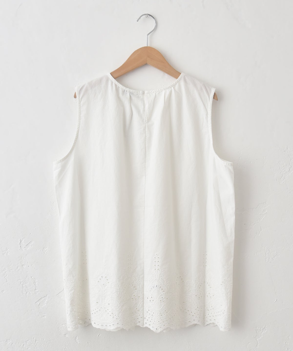 HEAVENLY｜コットンヘム刺繍ノースリーブトップス [[2624072]][C]