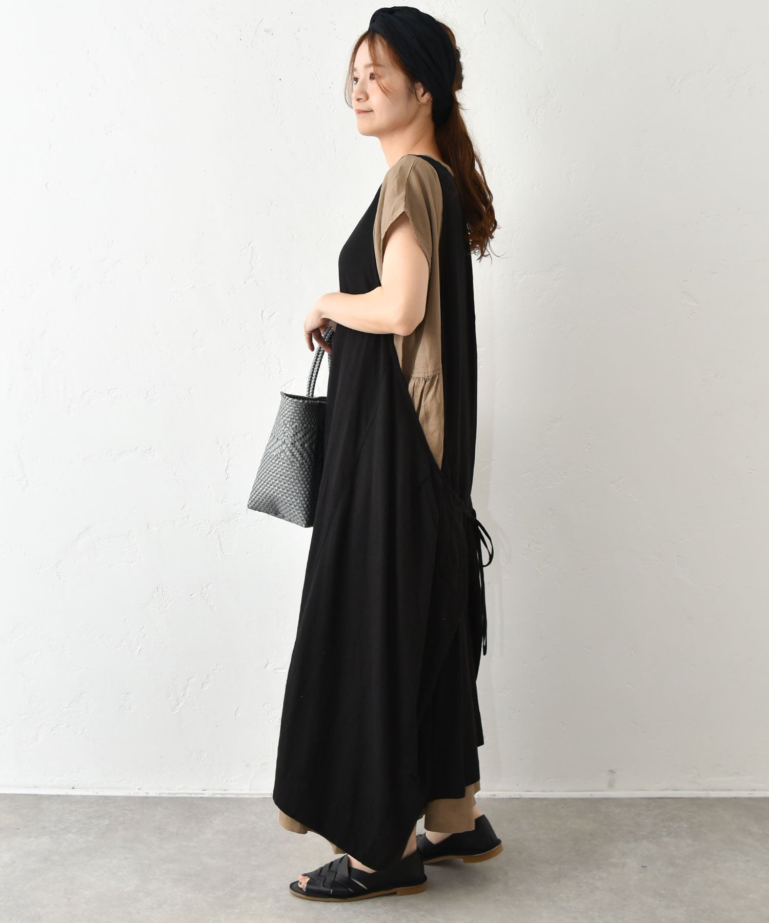 hugumu エプロンワンピース ロング丈 hagumu｜リネン混エプロンワンピース [[hag-191]][C] | ma28 ONLINE STORE