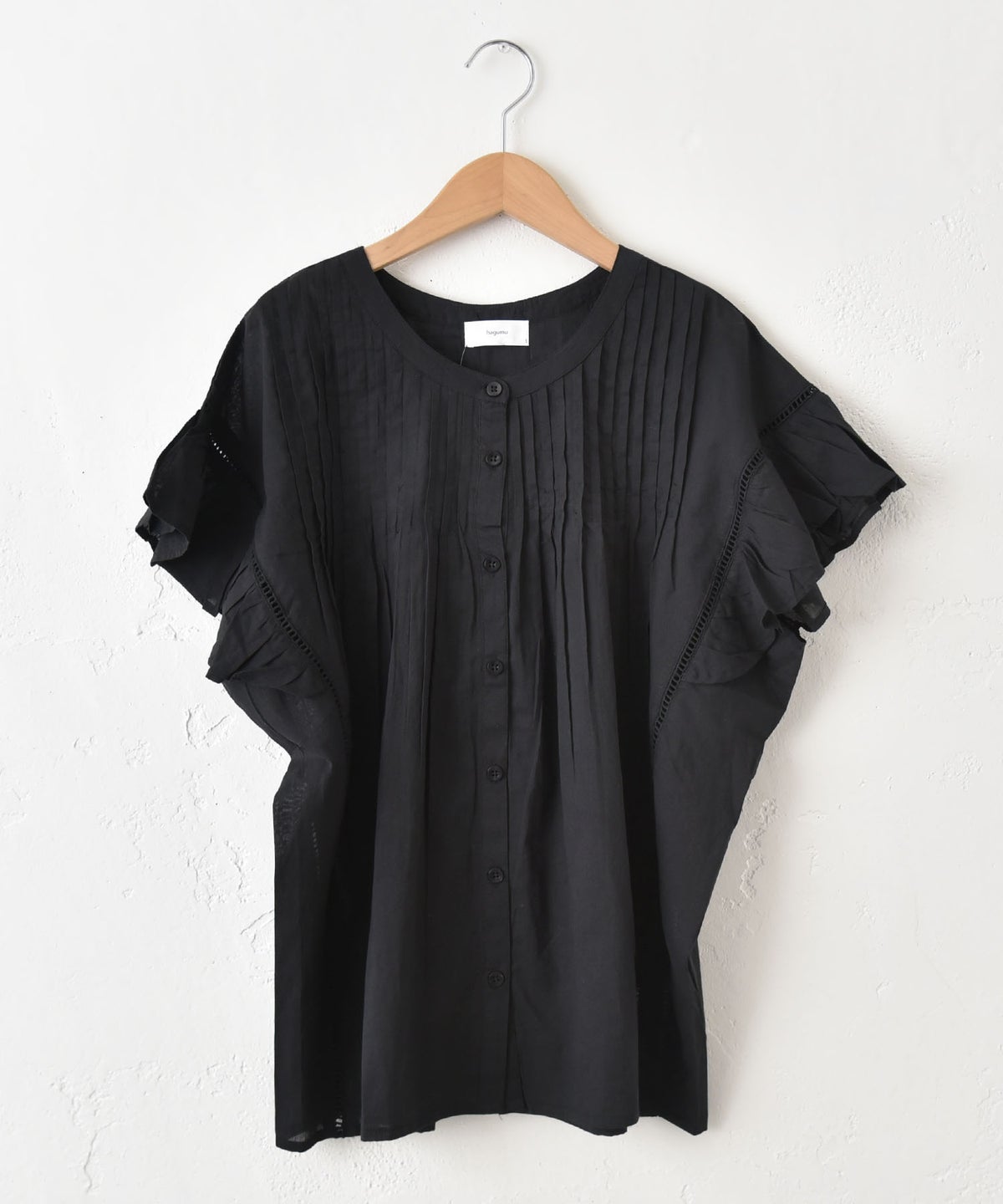 hagumu｜袖フリルピンタックブラウス [[36098262]][C]