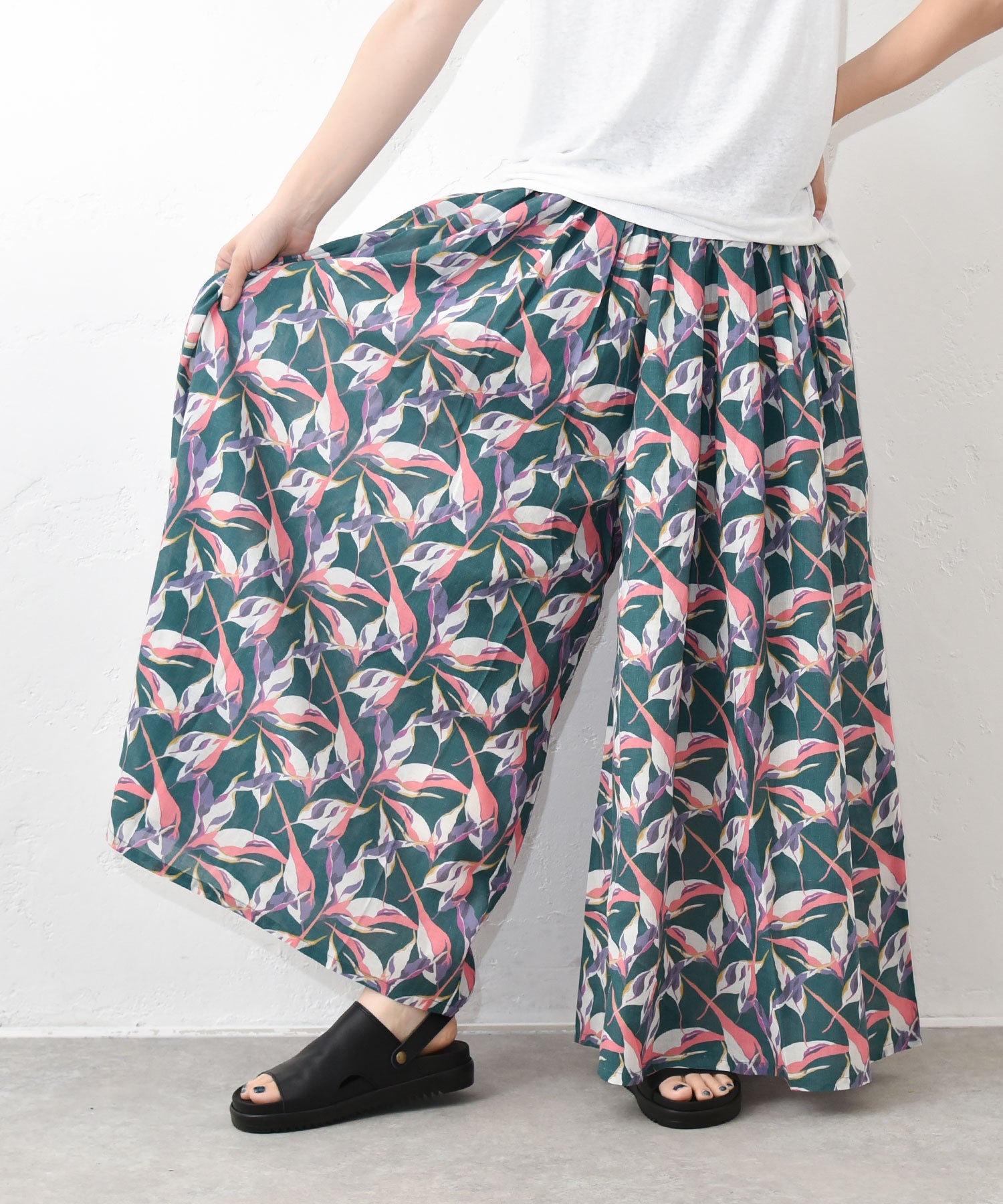 hagumu｜ボタニカル柄ワイドパンツ [[CPMA-8226]][C] | ma28 ONLINE STORE