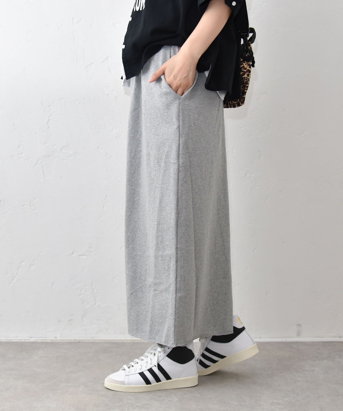IN THE MARKET｜ロゴ入りカラーカットスカート [[C-2547]][C]