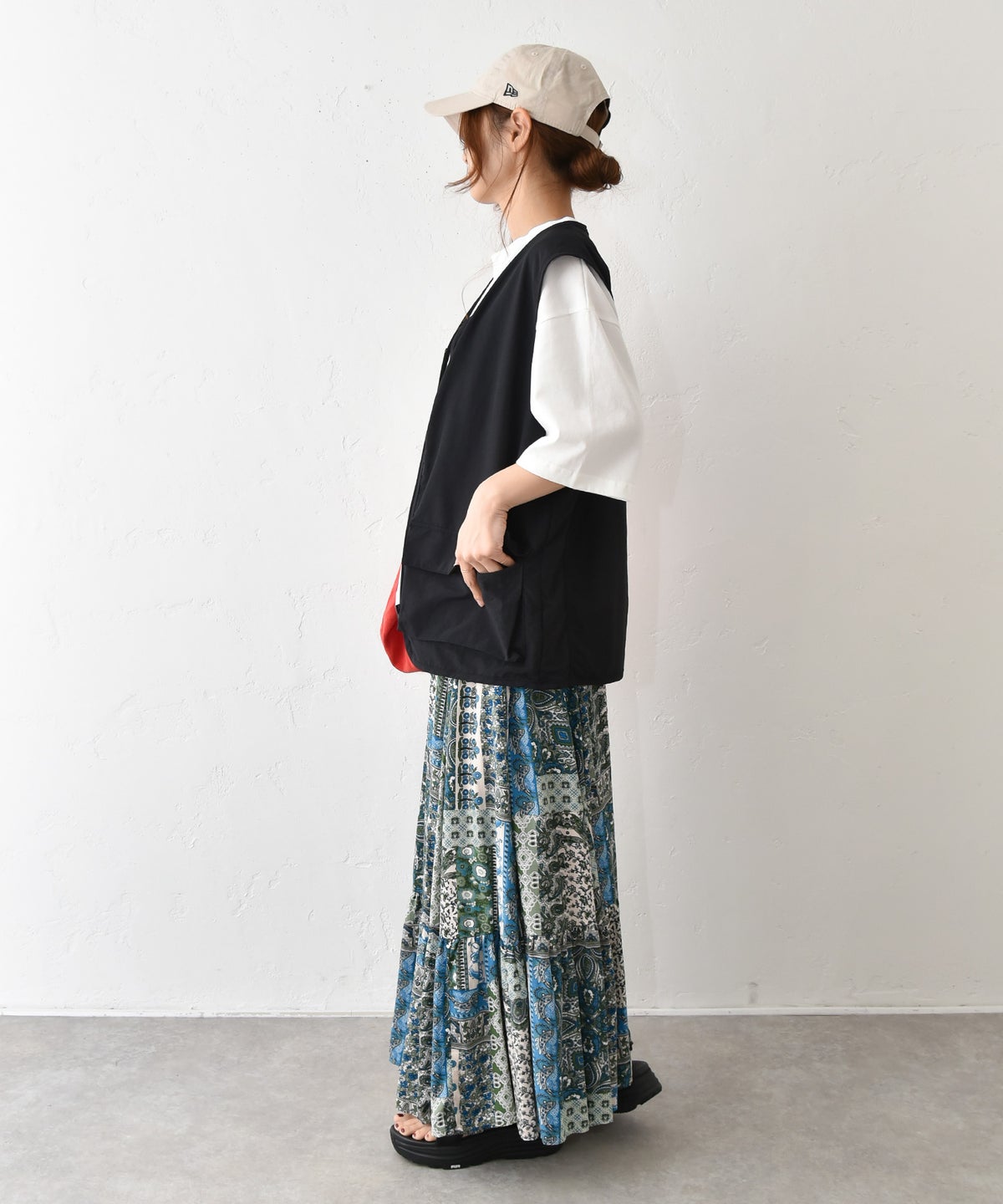 IN THE MARKET｜Vネックナイロンベスト [[C-2544]][C]