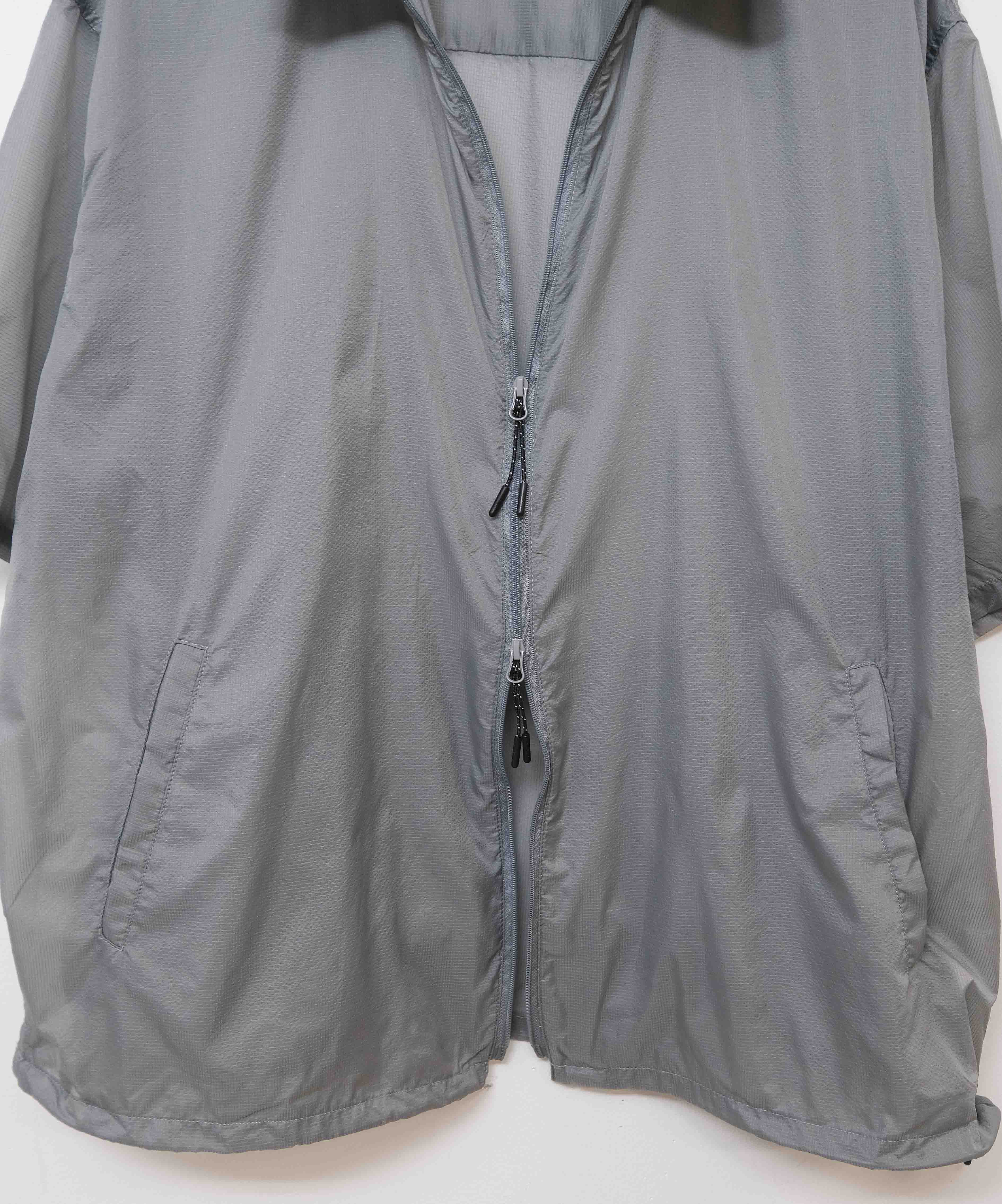 ウィンダンシー ケルメ ピステ ナイロン シャツ サイズL 美品 グレー day standard｜シーアーリップシャツ [[d-c-047]][D] | ma28 ONLINE STORE