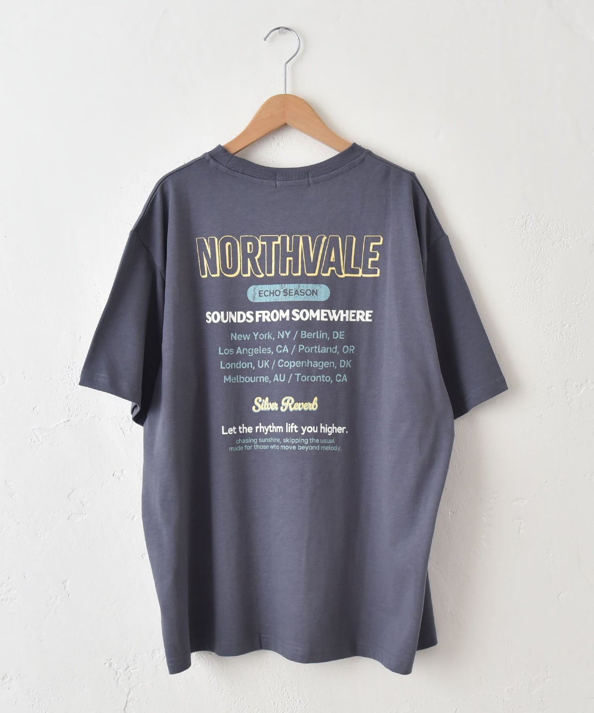  IN THE MARKET｜BIGシルエットプリントTシャツ [[63015162]][C]