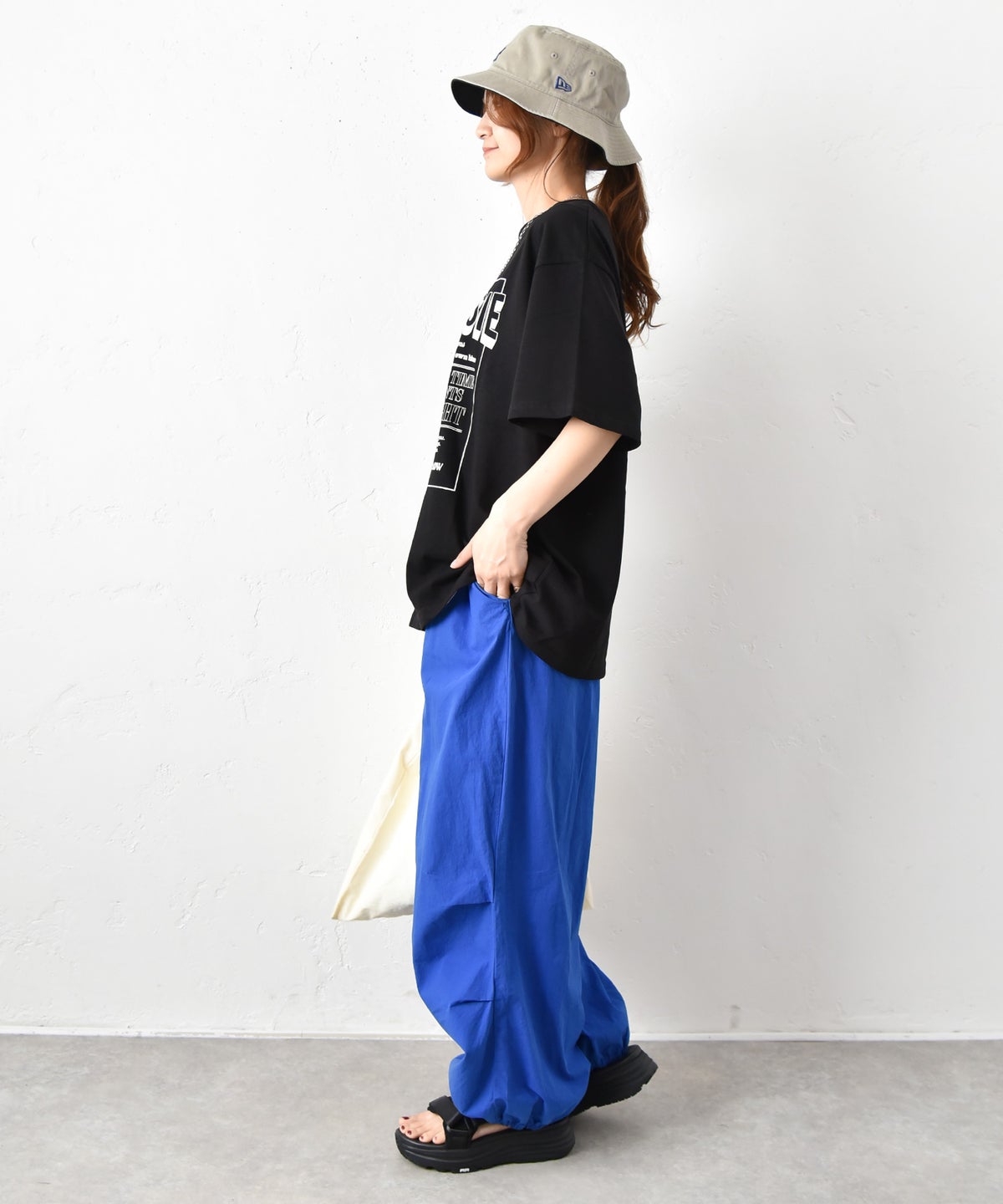 IN THE MARKET｜BIGシルエットプリントTシャツ [[73015162]][C]