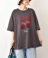 IN THE MARKET｜プリントBIG Tee (チェリー) [[71463021]][C]