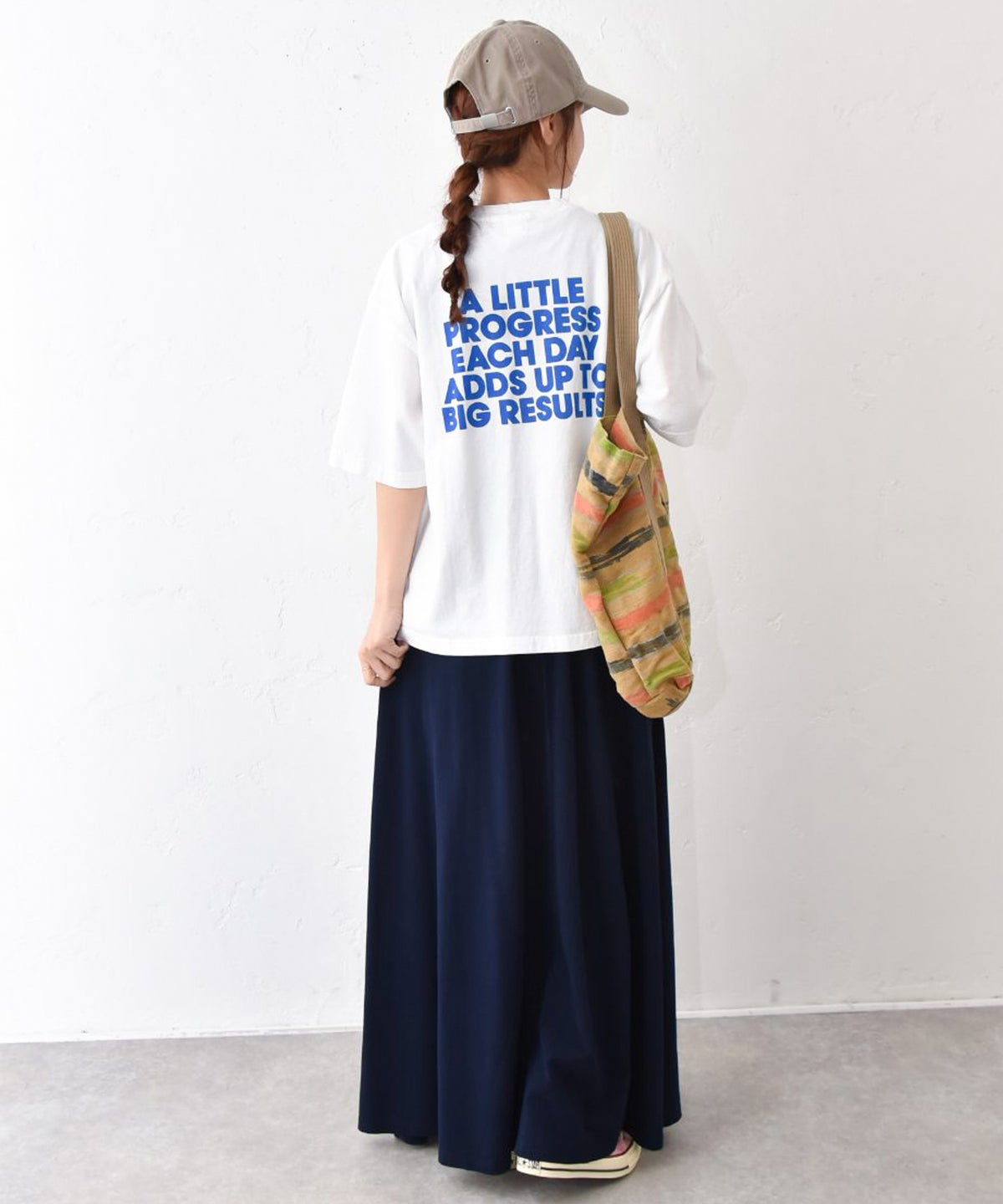 her.｜A Little Progress Relax Fit Tee [[A Little Progress Relax Fit Tee]][C]