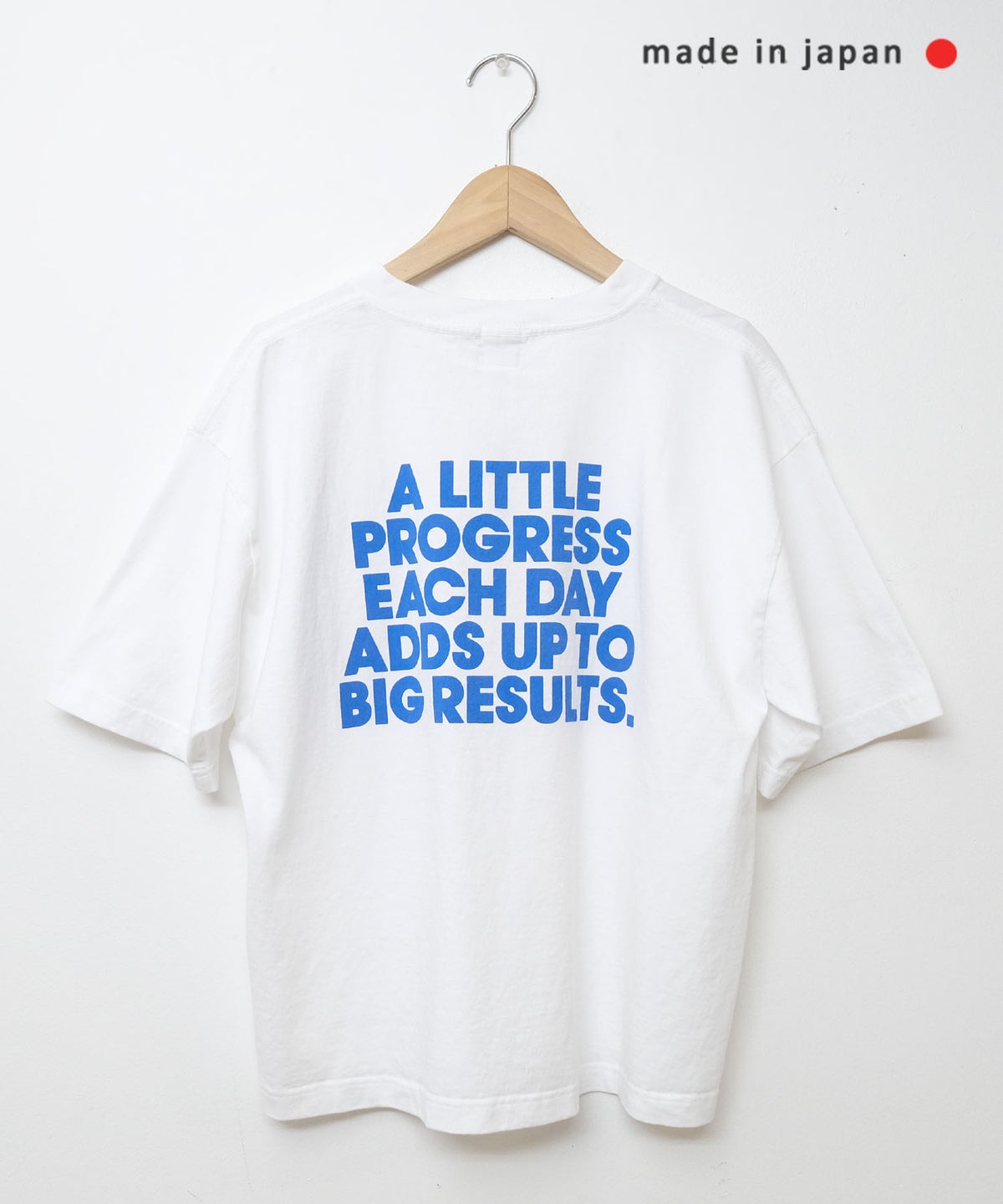 her.｜A Little Progress Relax Fit Tee [[A Little Progress Relax Fit Tee]][C]