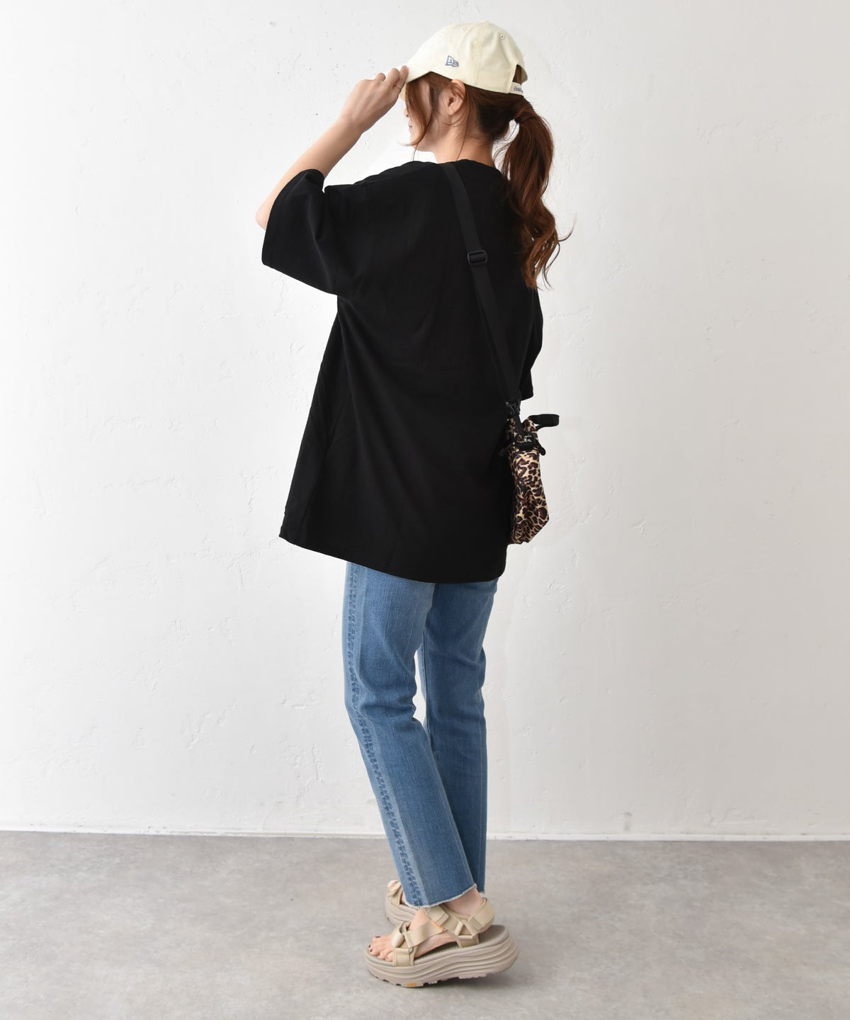 IN THE MARKET｜カレッジロゴT [[C-2585]][C]