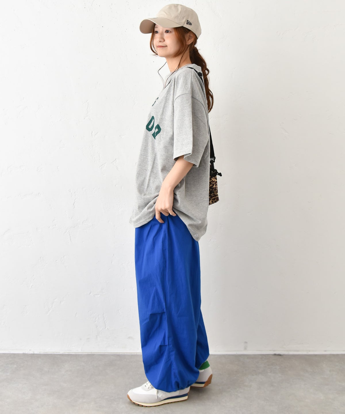 IN THE MARKET｜カレッジロゴT [[C-2585]][C]