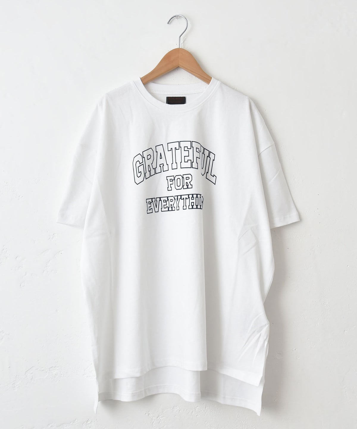 IN THE MARKET｜カレッジロゴBIG T [[C-2527]][C]