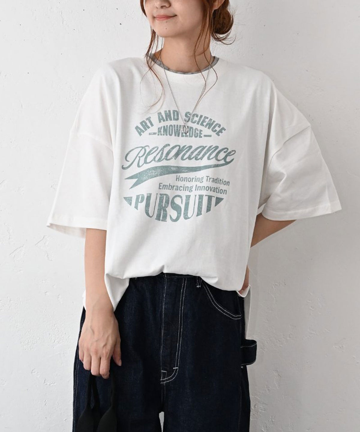 IN THE MARKET｜裾ラウンドプリントTシャツ [[83015162]][C]