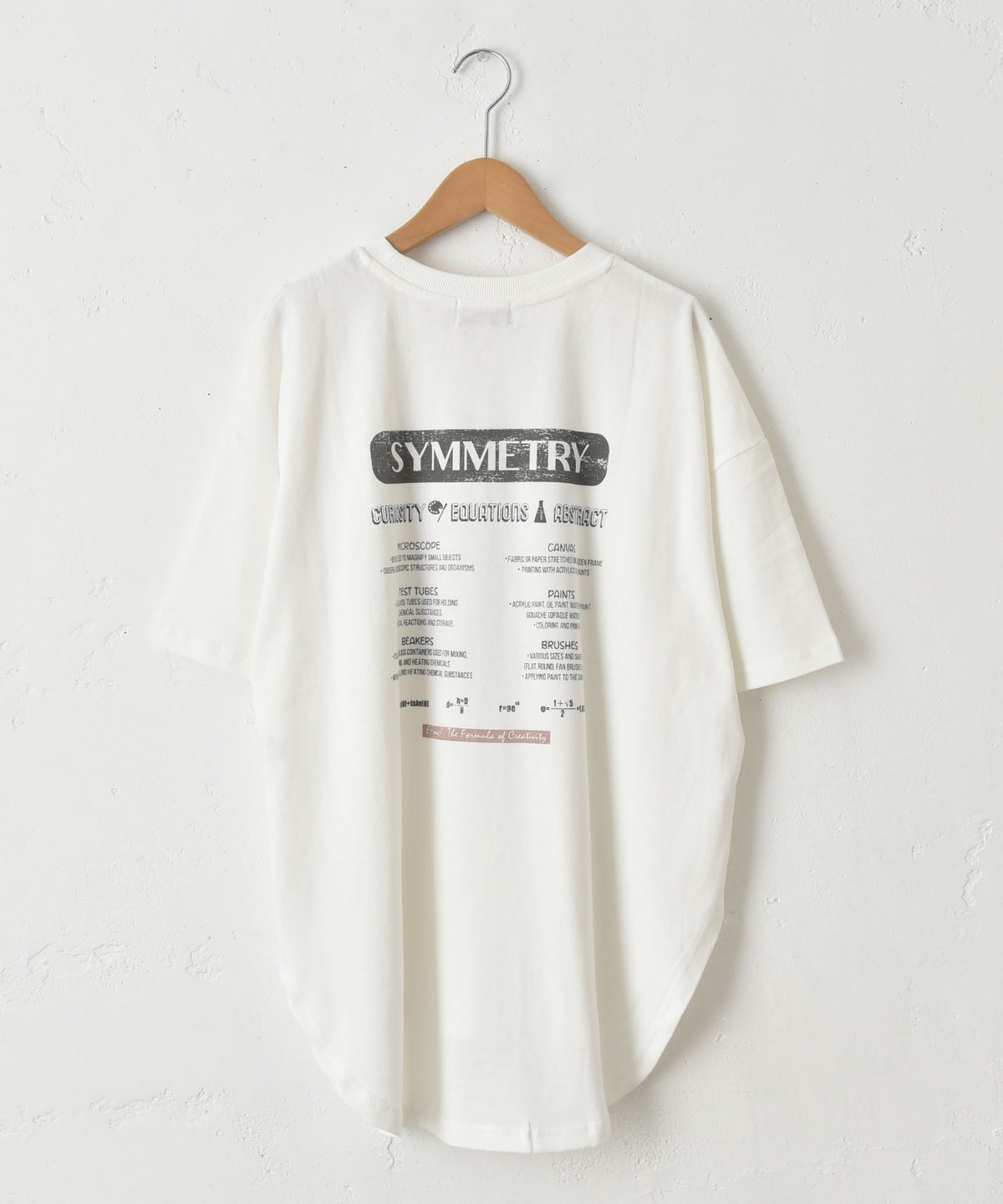  IN THE MARKET｜裾ラウンドプリントTシャツ [[83015162]][C]