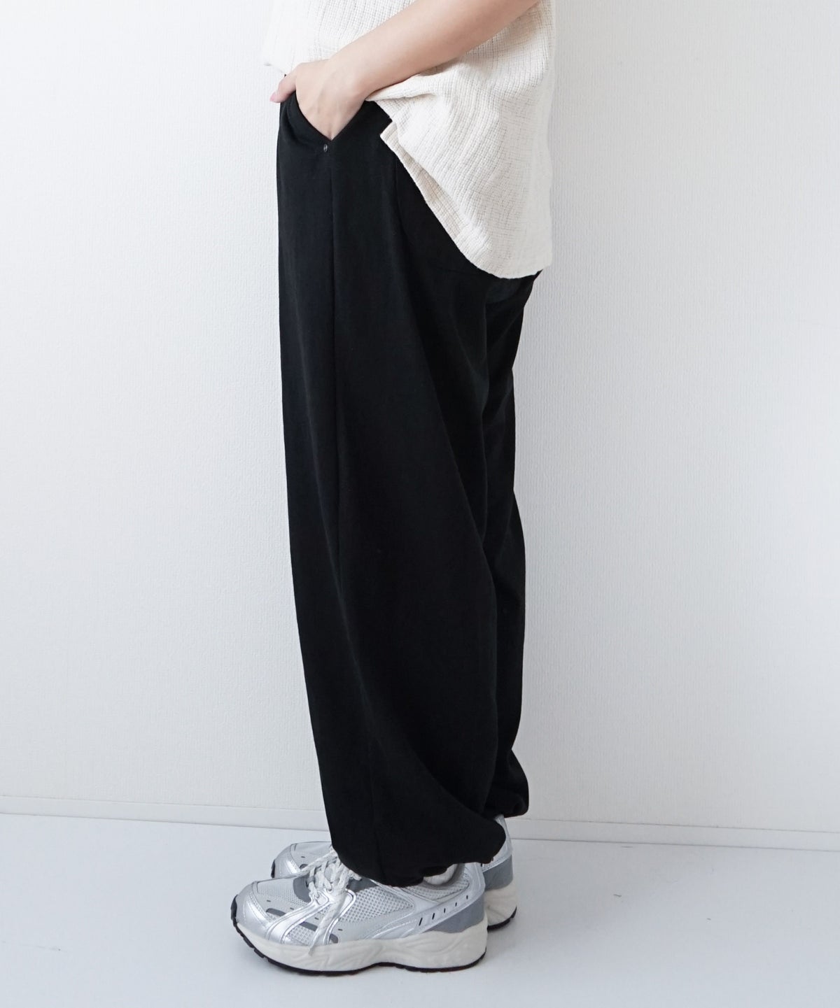 day　standard｜カットイージーパンツ [[d-c-022-26AW]][D]