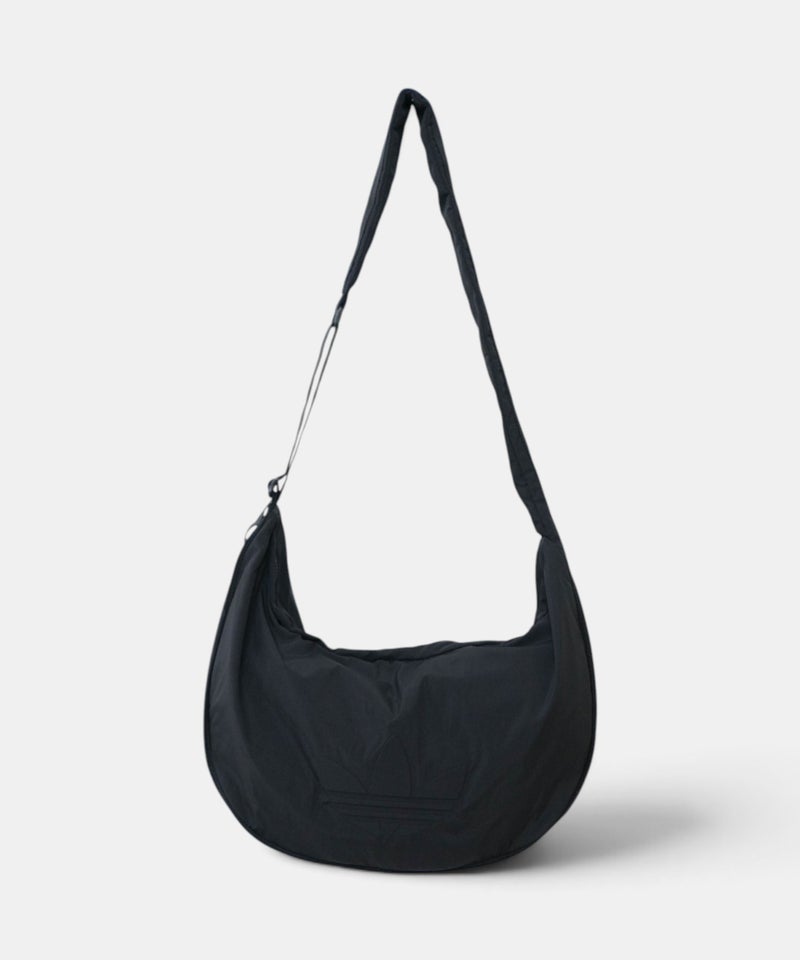  adidas｜EVERYDAY ICONS CROSSBODY BAG HALF MOON [[VA678(KR9049)]][C]