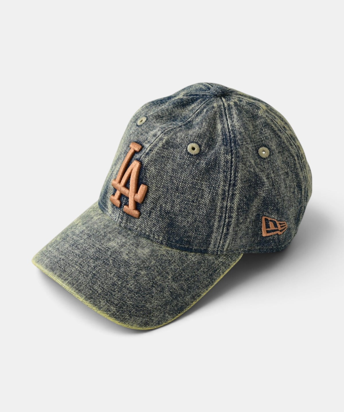 NEW ERA｜920 SADPAD OVER DYE DENIM NVY　(ロゴキャップ) [[15137272]][C]