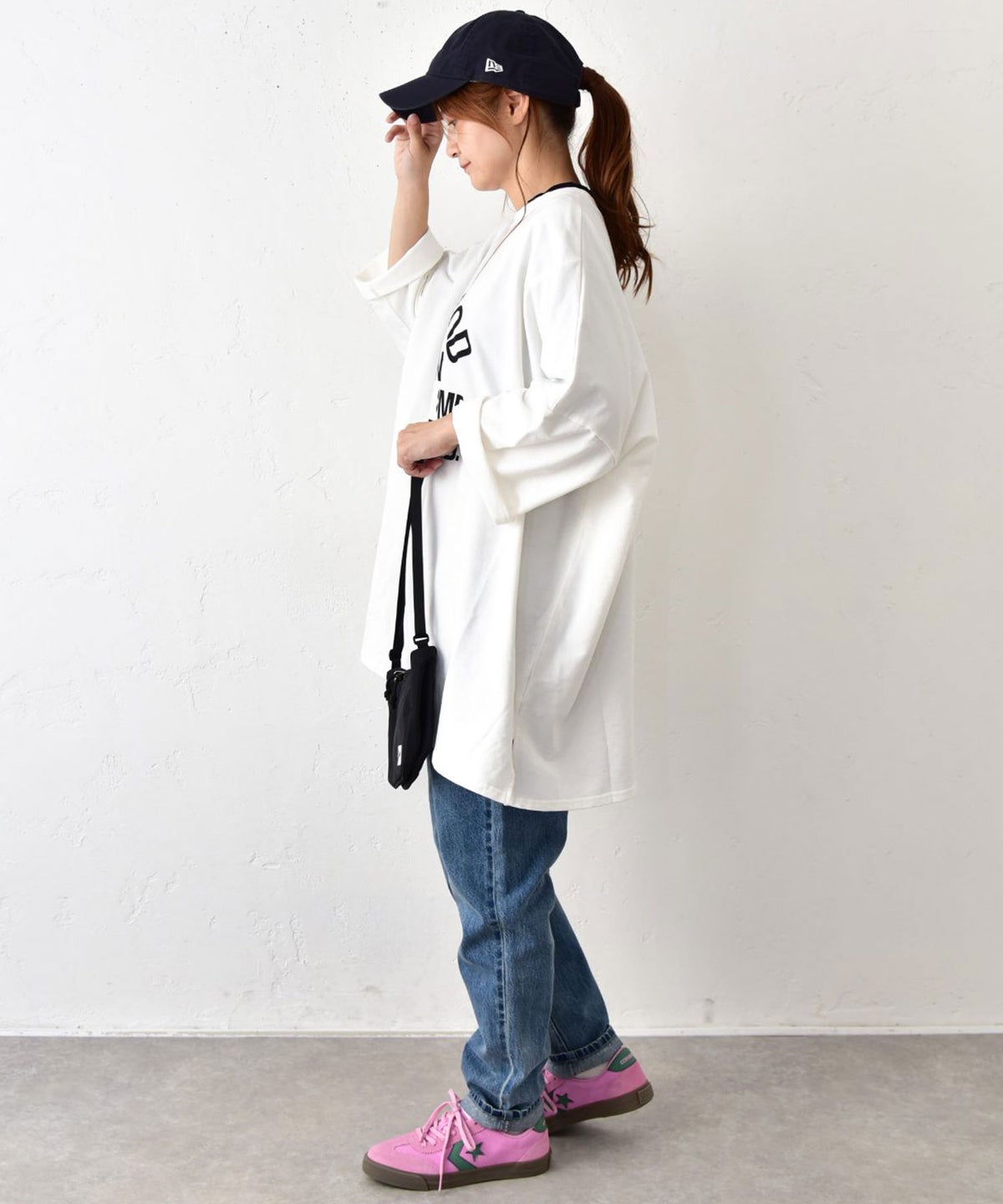  IN THE MARKET｜カレッジアーチロゴオーバーT [[C-2573]][C]