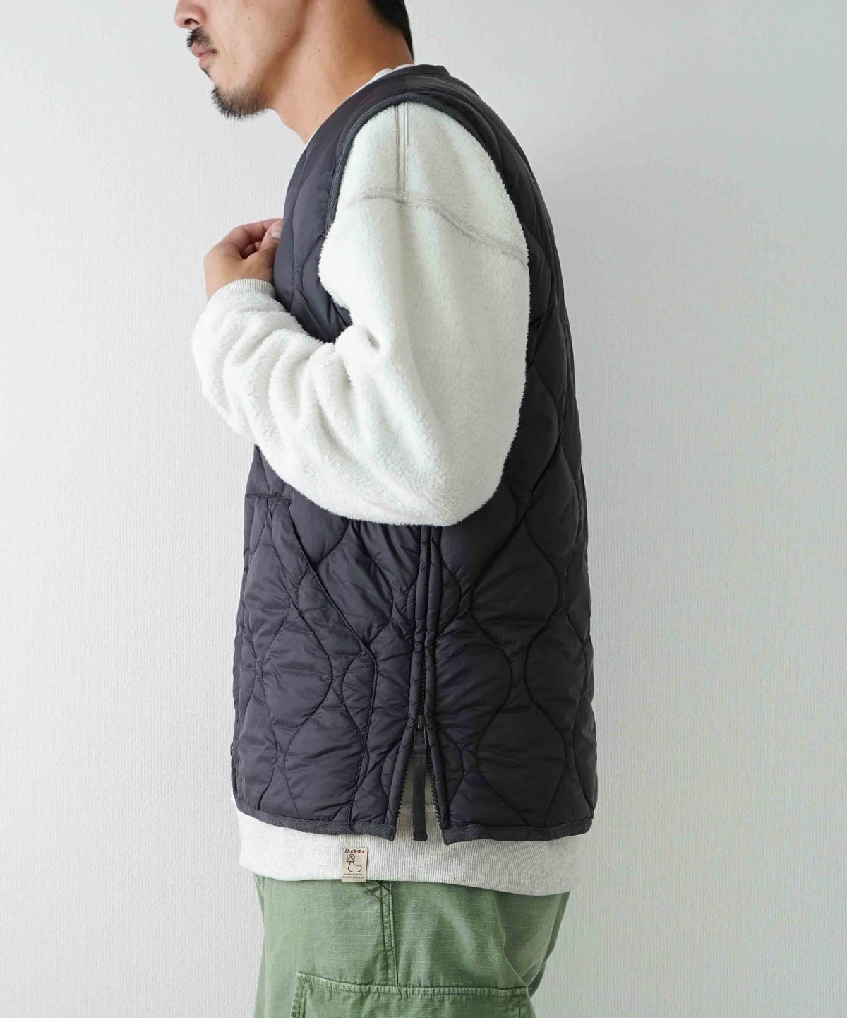 TAION｜MILITARY VNECK W-ZIP DOWN VEST（SOFT SHELL） [[TAION-001ALSZML-1-26AW]][D]
