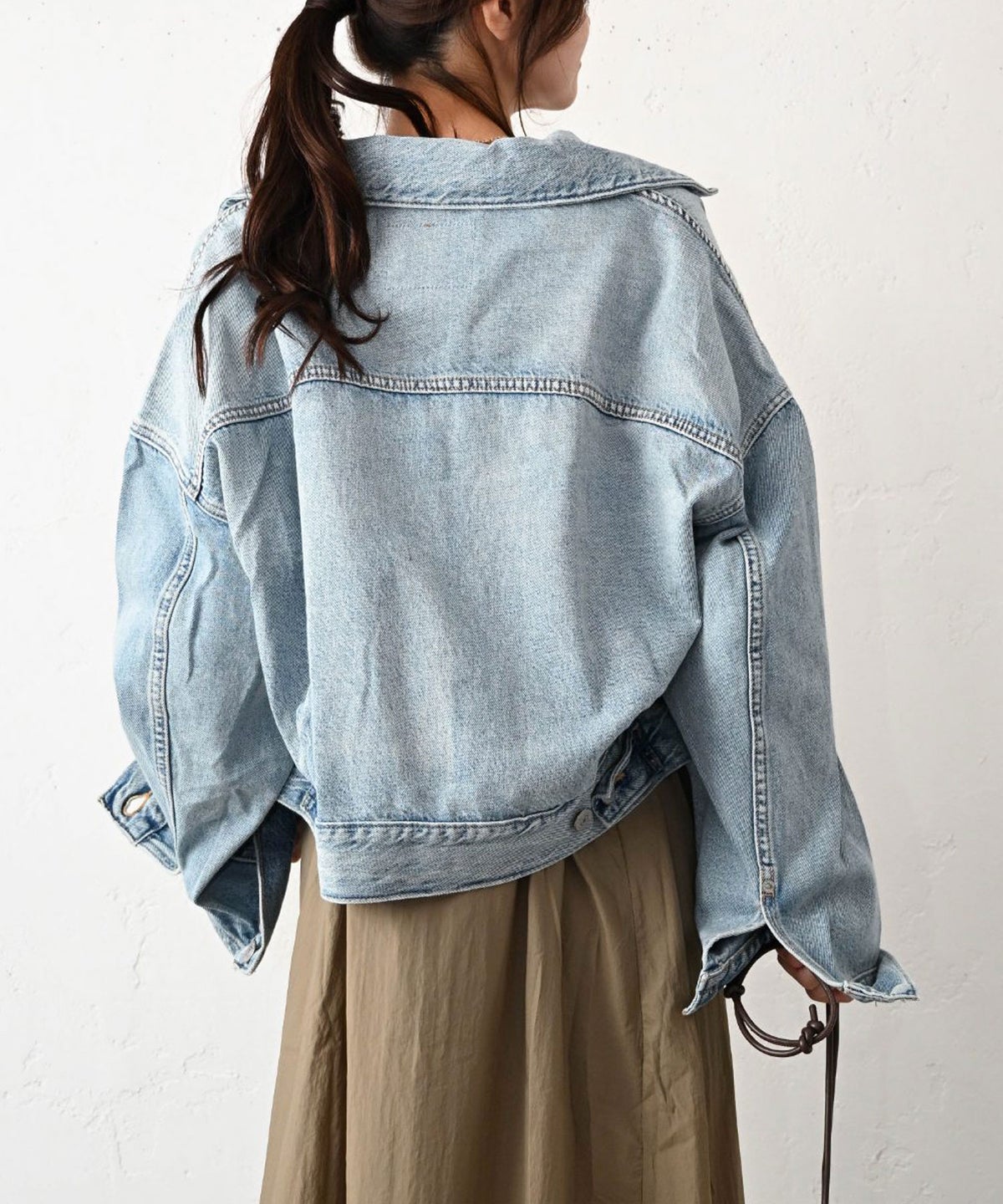 LEVI´S｜LOOSE CROP TRUCKER [[0089L-0004]][C]