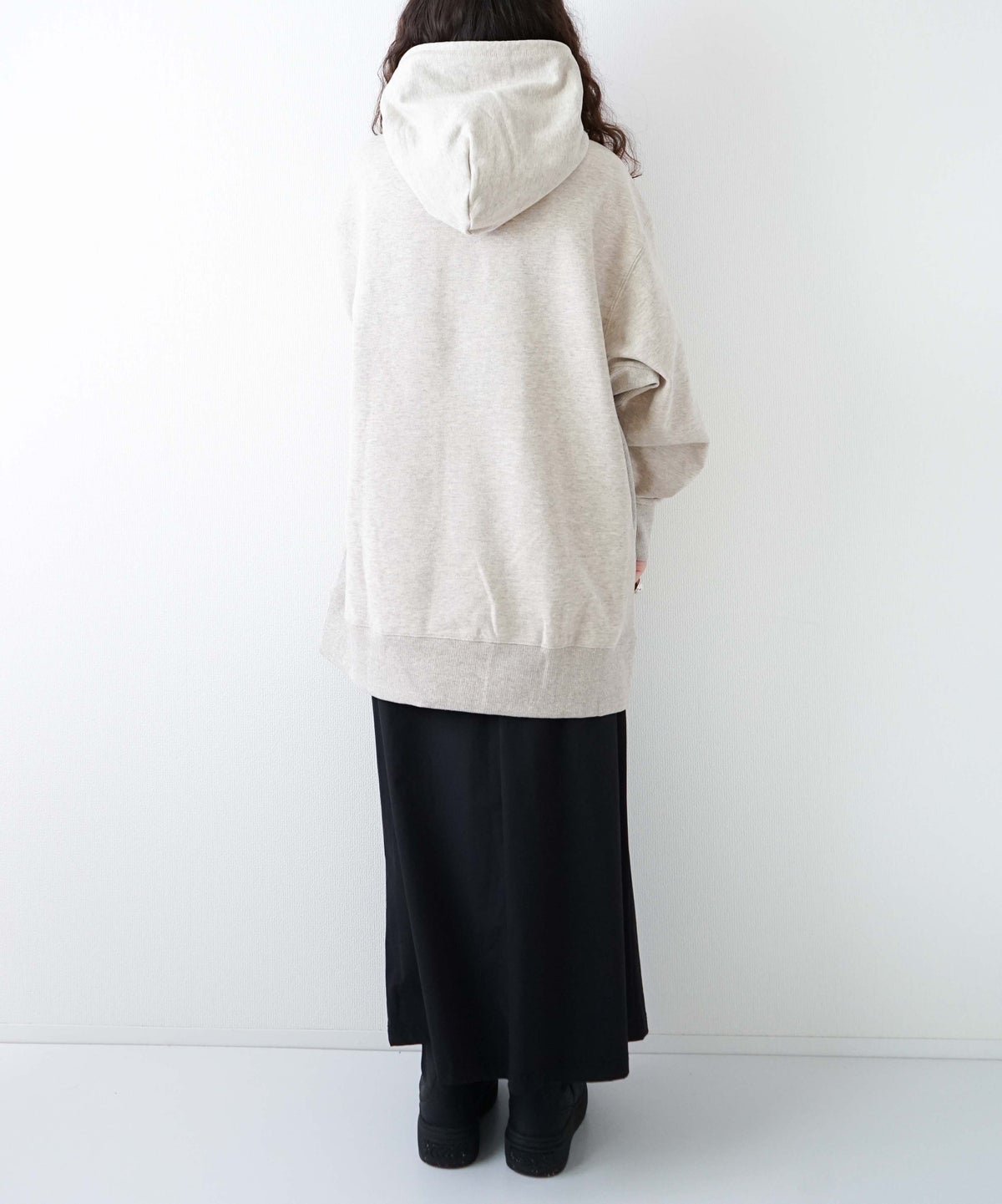 NANGA｜ECO HYBRID MINI BOX LOGO EMBROIDERY SWEAT HOODIE [[NW2441-1F014]][D]