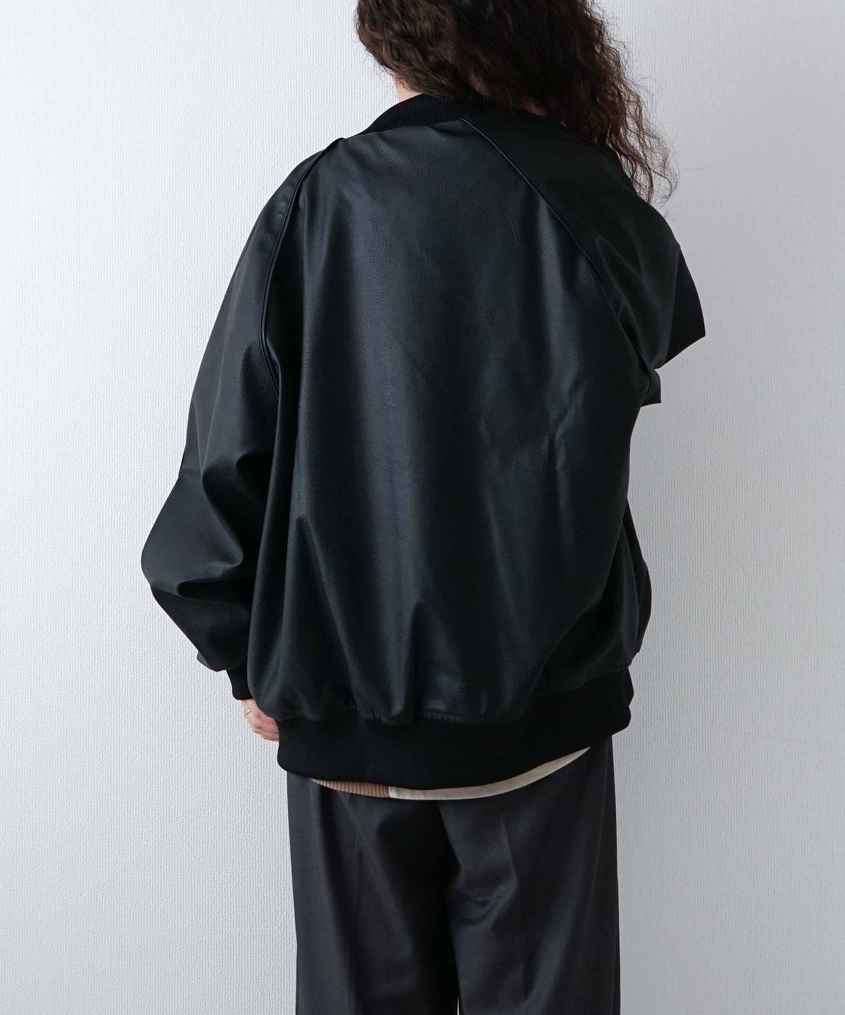 adidas｜PLEATHER SST OVERSIZED TRACK TOP [[I4289]][D]