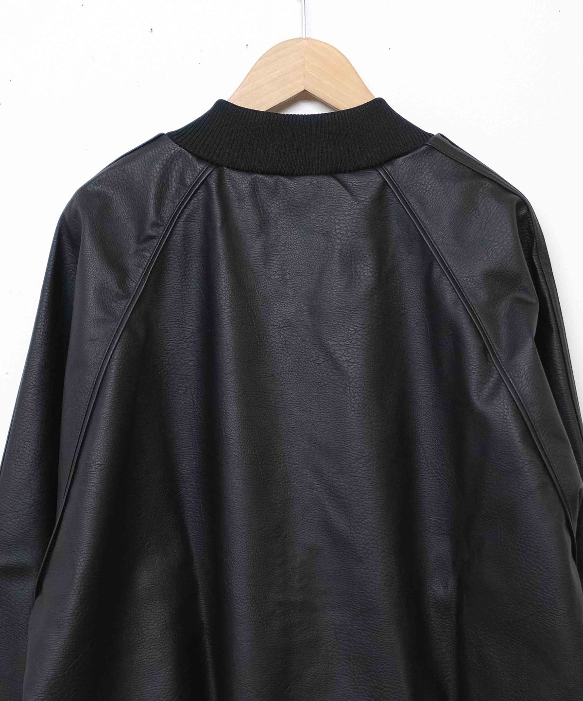 adidas｜PLEATHER SST OVERSIZED TRACK TOP [[I4289]][D]