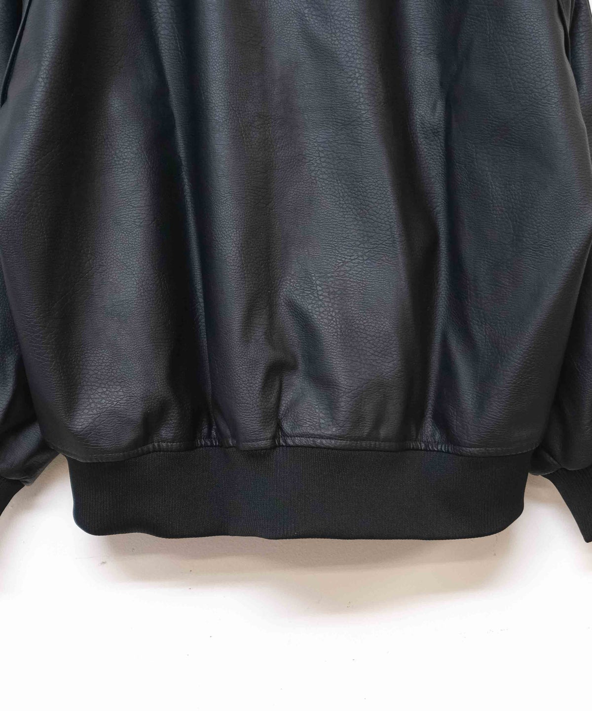 adidas｜PLEATHER SST OVERSIZED TRACK TOP [[I4289]][D]