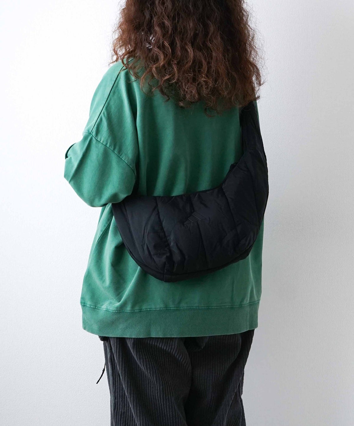 adidas｜ウィンターショルダーバッグ [[DVS73]][D]