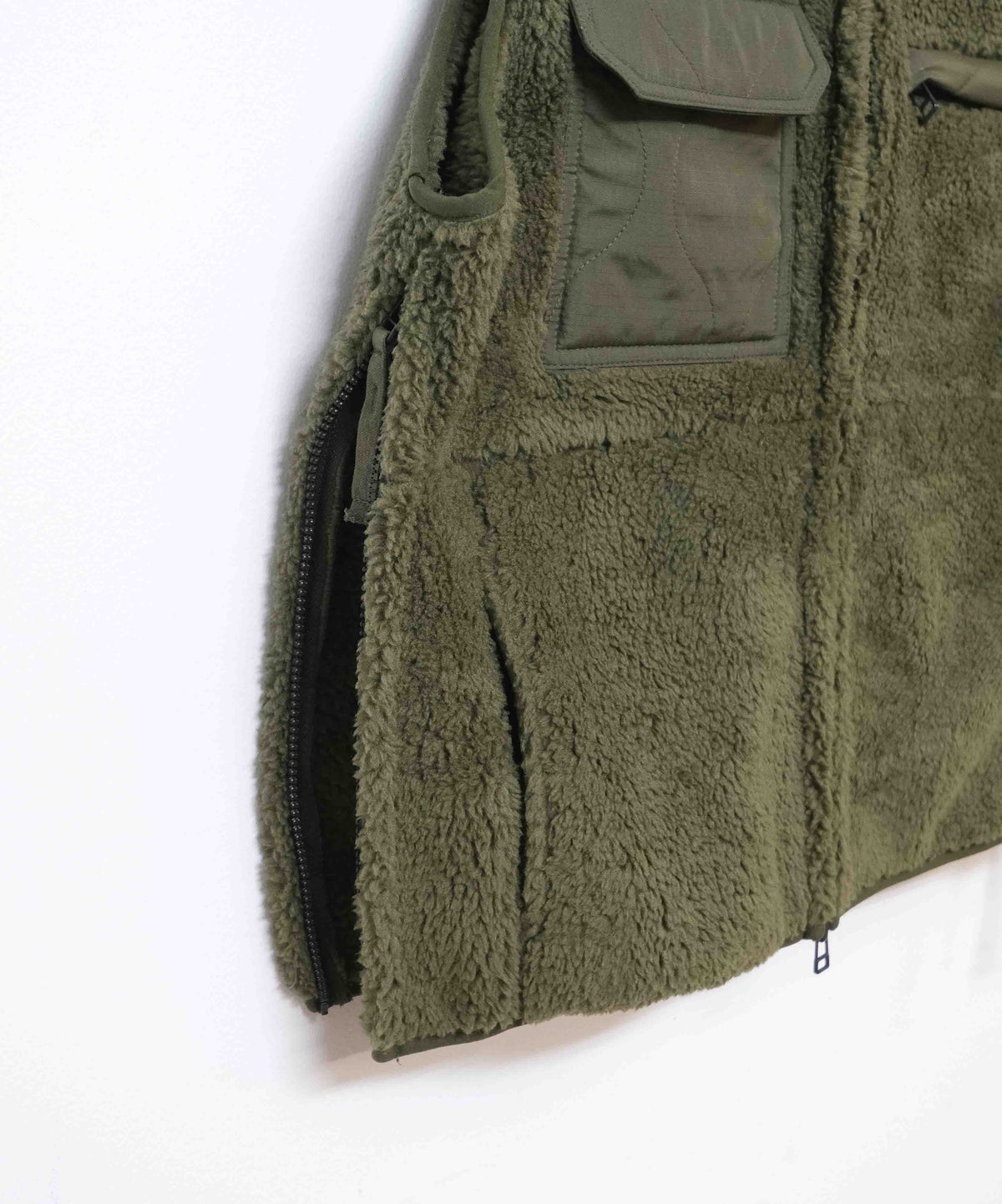  TAION｜MILITARY PILE-FLEECE HIGH-NECK VEST [[TAION-002LV3NDML-1]][D]