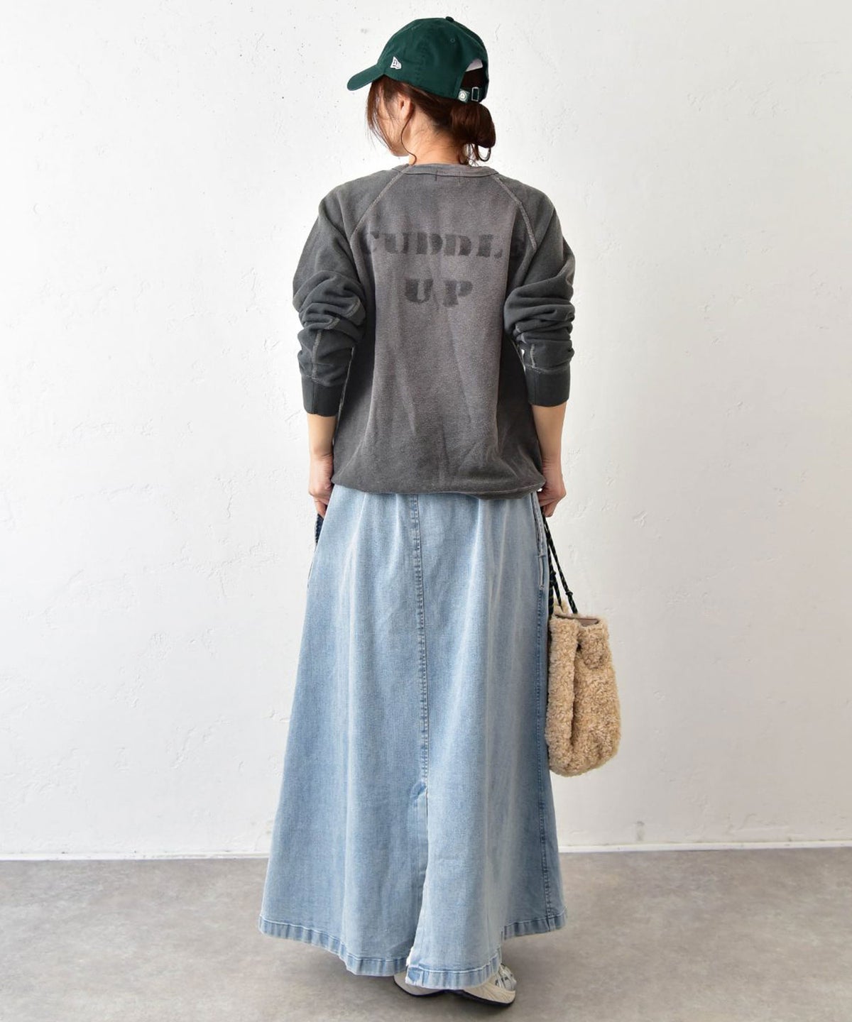 DENIM&DUNGAREE｜ビンテージウラケCENTERスウェット [[22680403]][C]