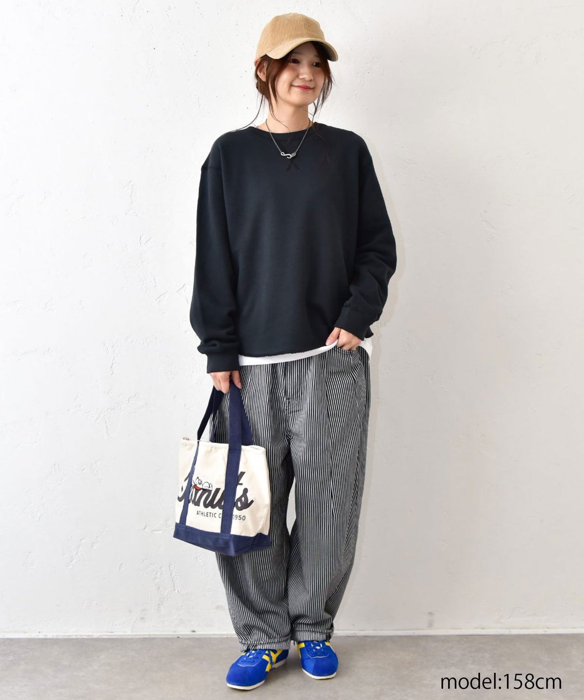 Gives a sense of fullment｜カットオフラウンドプルオーバー [[863110]][C]