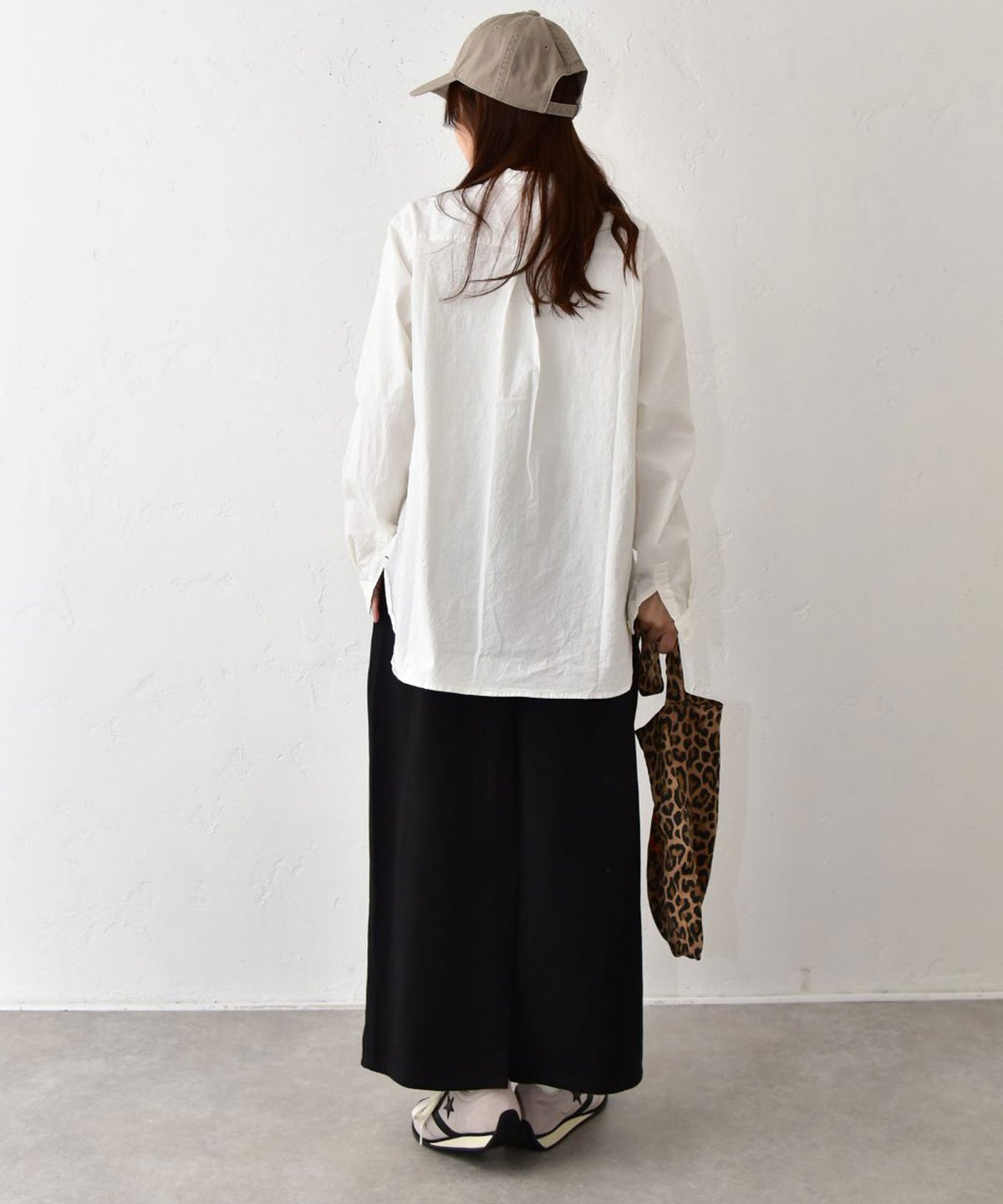 her.｜ストレッチ入ダンガリーシャツ(h.刺繍入り) [[CE3SH251001B]][C]